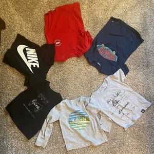 2 toddler boys tshirts